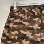 Forever 21 NWT  Camo Rrint Raw Hem Mini Skirt Brown Size M Photo 2
