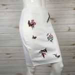 Embroidered White Bodycon Pencil Skirt Photo 3