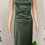 Elegant Green Midi Dress with Pearl Straps Photo 4