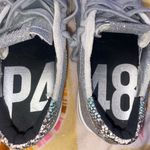 P448  silver sneakers Photo 4