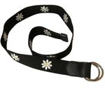 Nanette Lepore Daisys!  Vegan Wristlet NWT, Daisy Belt MSRP $55 Photo 2