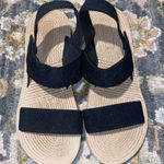 SheIn  2000s bohemian vintage style tan black strap wedge sandals Photo 0