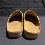 Birkenstock  Birkis unisex size 7.5 yellowish color Photo 3