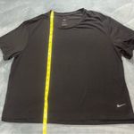 Nike  Yoga Top, Size: Large Photo 6