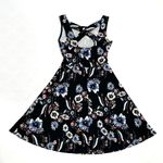 Kaileigh Stitch Fix  Feya Sleeveless Floral Knit Dress Photo 7