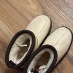 Koolaburra by Ugg New Cream and Brown Winter Boots Photo 2