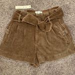 She & Sky These Three high waisted shorts Photo 4