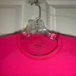 Under Armour  Women’s Active Hot Pink The Tech Tee size Medium Photo 2