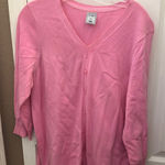 Old Navy FINAL MARKDOWN  maternity top xl Photo 0