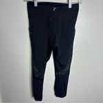 Zyia Women’s ‎ Active Size 6-8 Black Cropped Leggings Camo Reflective Pocket Photo 2
