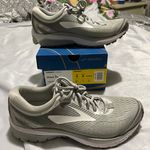 Brooks Ghost 10 Running Shoes Photo 0