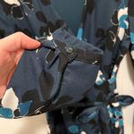 Banana Republic Green Teal White Floral V Neck Long Sleeve Wrap Dress Size 0 Photo 3