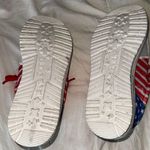 Hey Dude USA s Photo 3