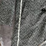 Laura Scott  Coat  Photo 4