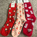 American Eagle Aerie  AE Red Pink Christmas Graphic Women’s Crew Socks Set Photo 0