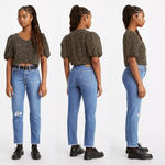 Levi's Levi’s Women’s Wedgie Icon Fit Ankle Jeans Button Fly High Rise Raw Hem Blue 29 Photo 1