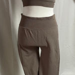 PINK - Victoria's Secret Women's Set PINK Active Brown Sports Bra S and Pink Activewear leggings L Photo 0