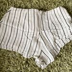 L'ATISTE Striped Shorts Photo 0