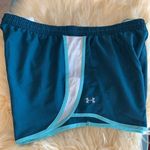 Under Armour Womens  Shorts Photo 1