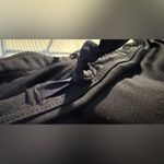 Under Armour Women’s  leggings - size XL - black w/neon green stitching - pockets Photo 9