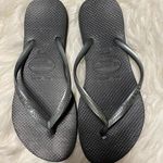 Havaianas  Flip Flops USA Size 6 Photo 0