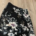 SheIn Black & White Floral Knee Length Pencil Skirt Photo 2