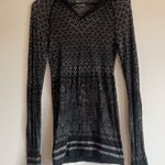 Athleta Women's Long Sleeve Wool 1/4 Zip Light Sweatshirt Gray Print Size Small Photo 2