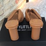 Pretty Little Thing New in Box Trendy Round Toe Quilted Cylinder Heeled Sandal Photo 5