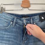 Silver Jeans Womens Curvy Mid Rise Suki Denim Shorts Size 30 Blue Photo 3