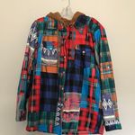 Shaket with hood and zip front with buttons in plaid/Aztec pattern size L Size L Photo 0