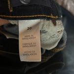 Lucky Brand - NWT Medium wash Demin 9/10 Straight Leg Mid-rise Photo 9