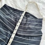 Teeki Women’s Small Grey Striped Hot Pant Leggings Photo 5