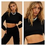 Beach Riot NWT Mesa Textured Cropped Pullover M Black Photo 1
