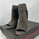 Vince Camuto Annavay Peep Toe Bootie Suede Cut Out Ankle Boot Shady Grey 8.5M Photo 3