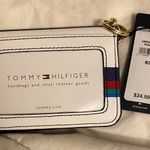 Tommy Hilfiger Mini Wallet Photo 0