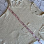 Gilly Hicks  Long Sleeve Top Waffle Knit Crew Neck Small Neutral T-shirt EUC Photo 5