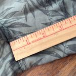 Gap  Green Leaf Print Women's Patch Pocket Shorts Photo 5