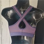 Under Armour  sports bra size small Photo 3