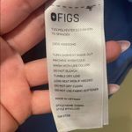 FIGS Womens  Casma Three Pocket Scrub Top Ceil Blue Photo 7