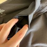 prAna  Grey Rouched Leg Patterned Leggings Size Medium​​ Photo 9