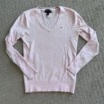 Tommy Hilfiger Sweater V Neck Pale Pink Logo Tight Thin Knit Long Sleeve Size XS Photo 0