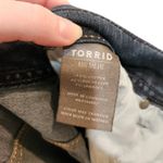 Torrid  Feel The Fit Black Denim High Rise Classic Luxe Slim Bootcut Jeans Sz 28R Photo 6