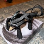 Black heel Size 7.5 Photo 3