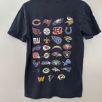 Hollister Team Apparel NFL Men's Black Relaxed Crew Neck Football Graphic T-Shirt Size XS Photo 2