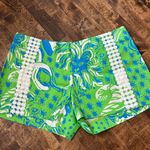 Lilly Pulitzer Liza “Roar of the Jungle” Print Shorts Size 0 Photo 2
