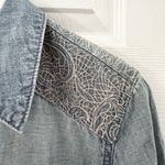 Chico's Platinum Denim Light Chambray Button Down Embroidered Lace Shoulders 1 Photo 6