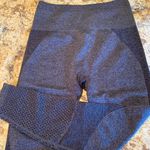 Fabletics  High Waisted Seamless Leggings Ribbed Band Gray XS Photo 0