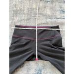 Lululemon Heather Gray Contrast Pink Stitching Cropped Leggings Size 4 Photo 4