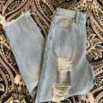 Hollister Ultra High-Rise Mom Jeans Photo 11