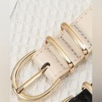 Elegant Cream Belt with Gold Accents Photo 3